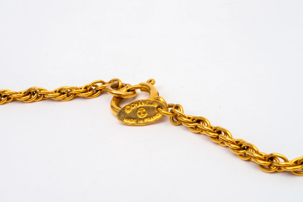 Chanel Gold Vintage Necklace