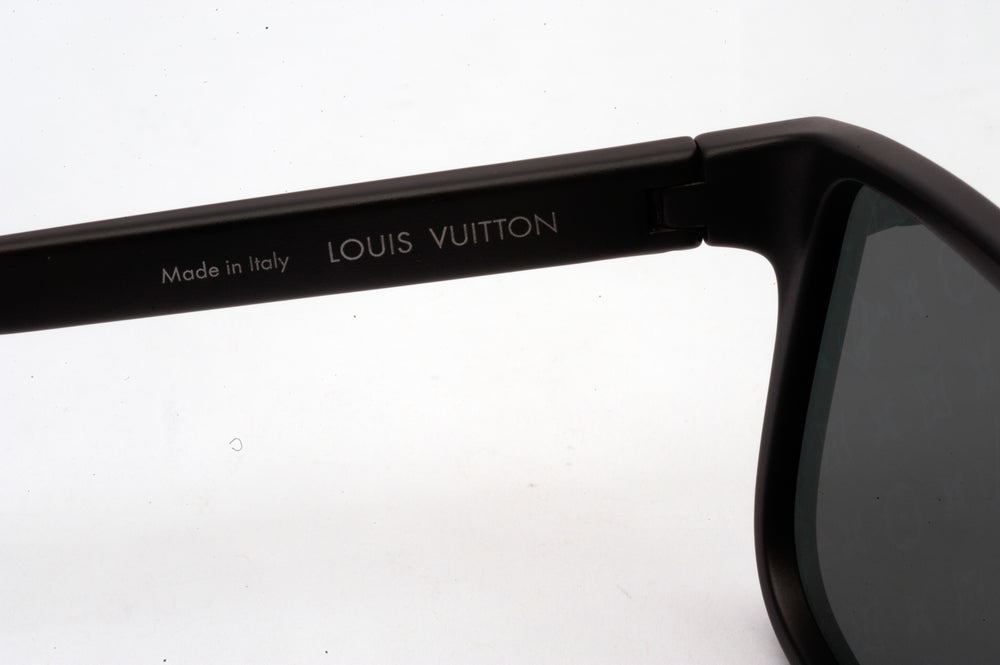 Louis Vuitton Waimea Sunglasses Black