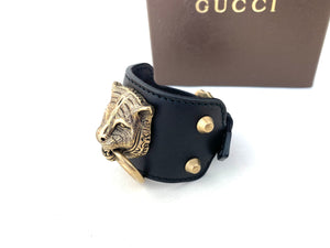 ❗️New Arrival ❗️  Gucci Gold Feline Head Pelle Toscano leather Cuff 🐯