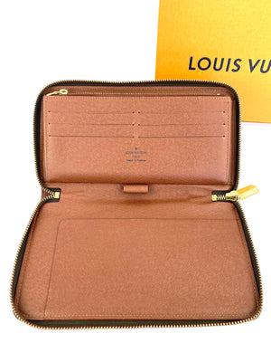 Louis Vuitton Monogram Zippy Organizer